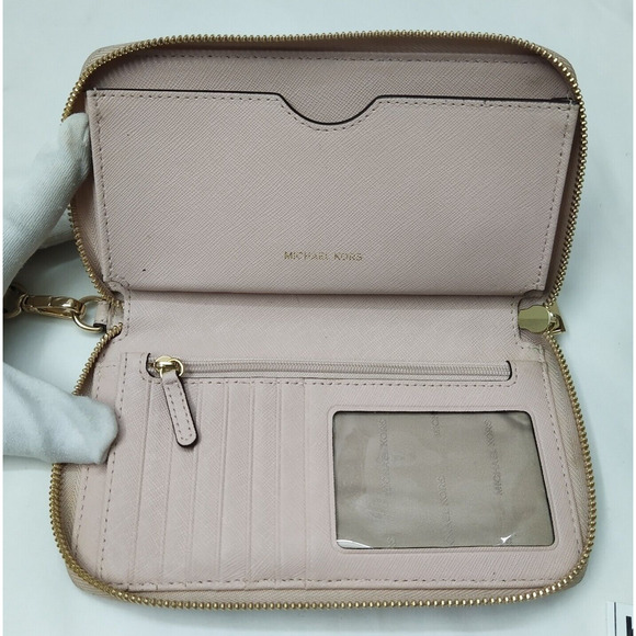 Michael Kors Light Pink Pebbled Leather Zip Around Credit Card ID Window Wallet - Picture 9 of 15